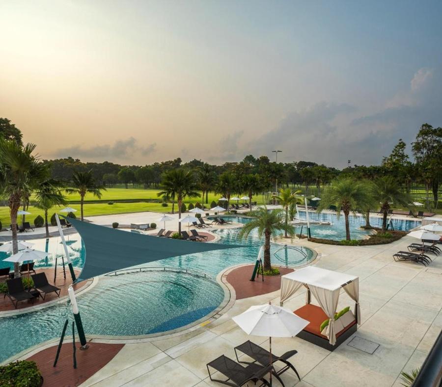 Eastin Thana City Golf Resort Bangkok Самутпракан Экстерьер фото